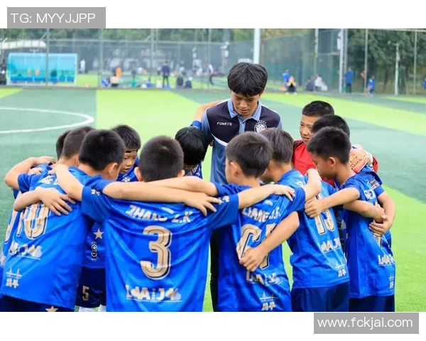 李秀英独家分享足球心得与技巧助你提升球技的秘密解析